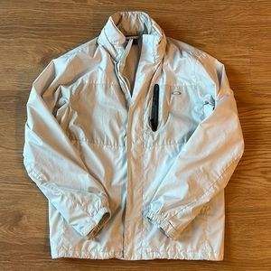Men’s small Oakley wind breaker with packable hood